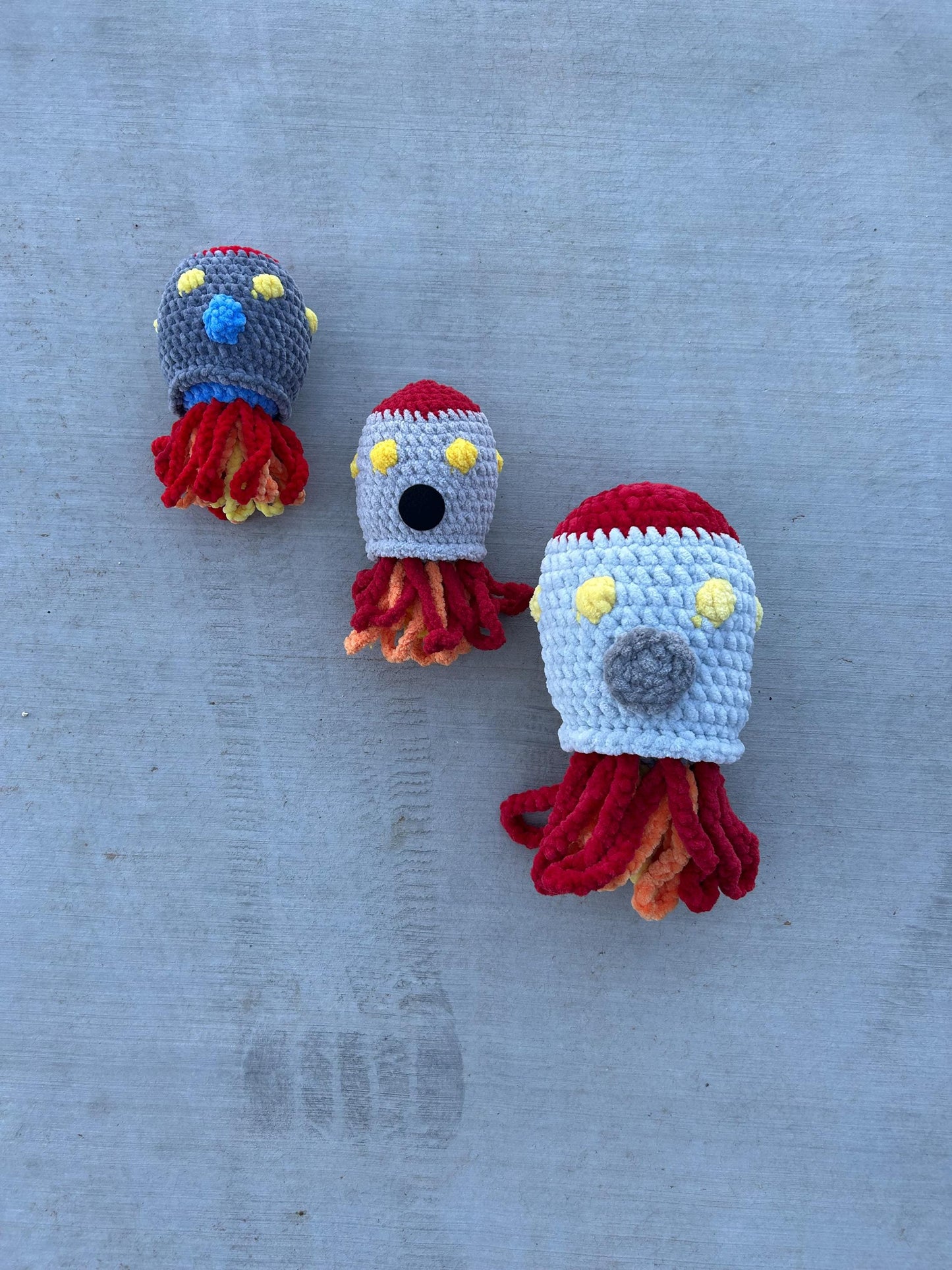 Rocket / Spaceship and Mini Rocket / Spaceship Amigurumi Digital Pattern - No sew / Low Sew