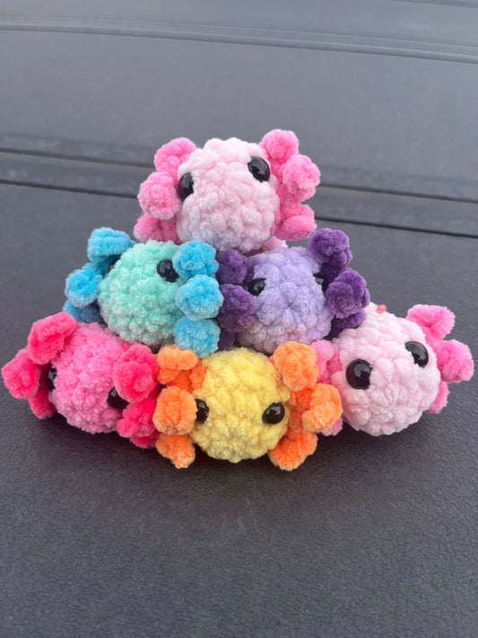 Axolotl Keychain Crochet AMIGURUMI DIGITAL PATTERN - no sew