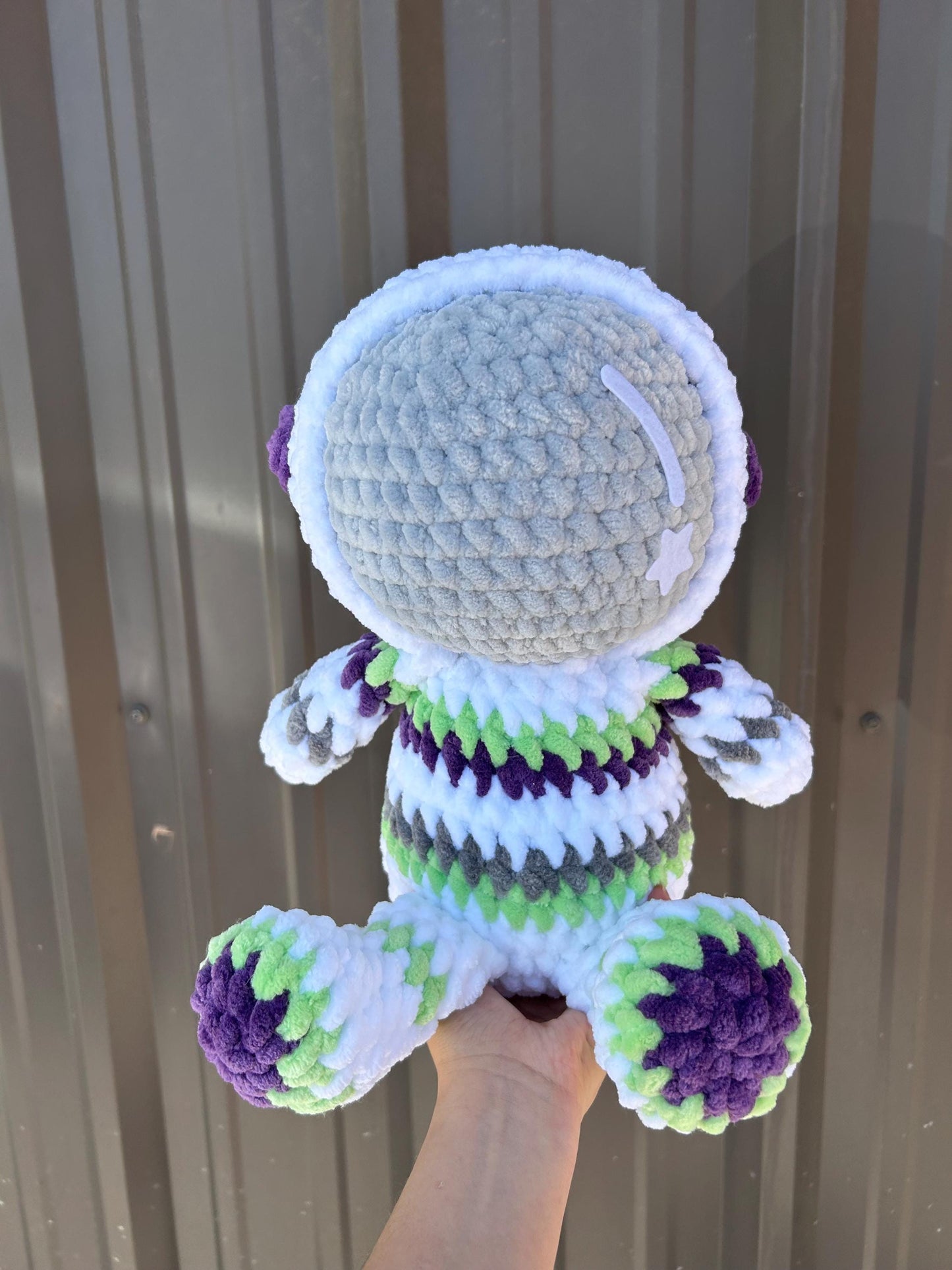 Astronaut Amigurumi Digital Pattern - Low Sew